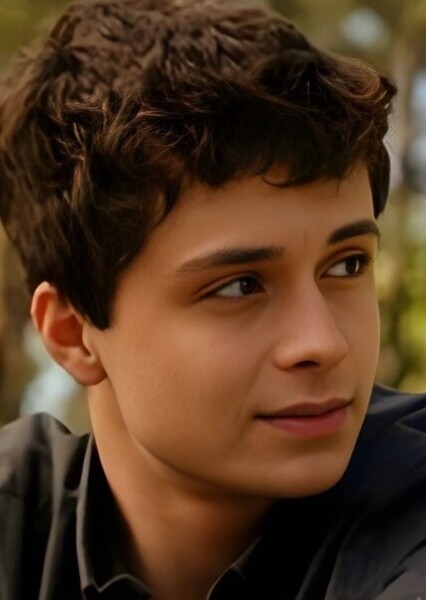 Lucas Jade Zumann photo