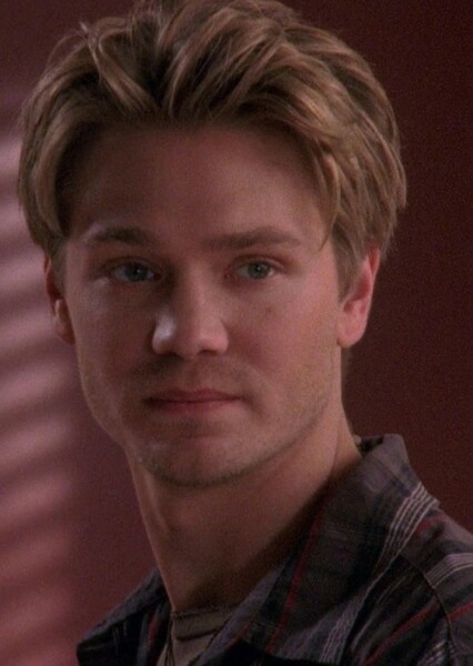 Lucas Scott photo