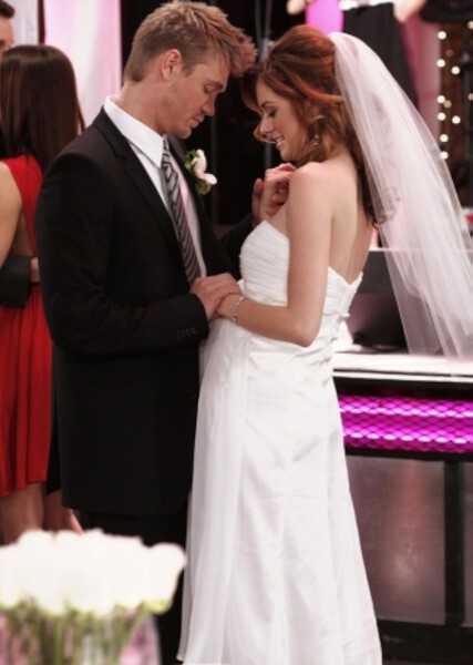 Lucas Scott & Peyton Sawyer