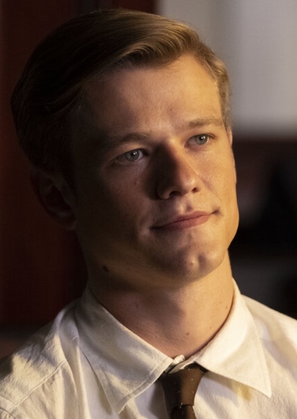 Lucas Till