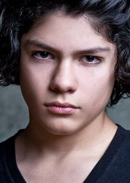 Lucius Hoyos photo