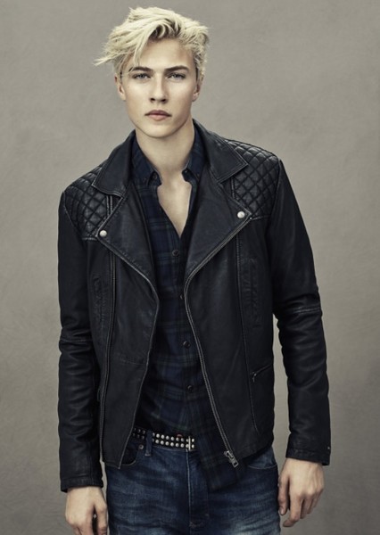 Lucky Blue Smith photo
