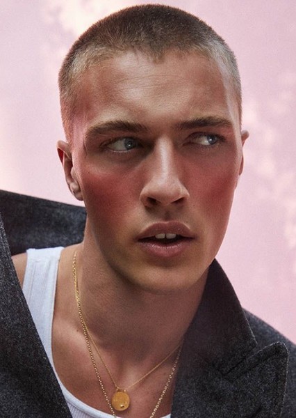 Lucky Blue Smith photo