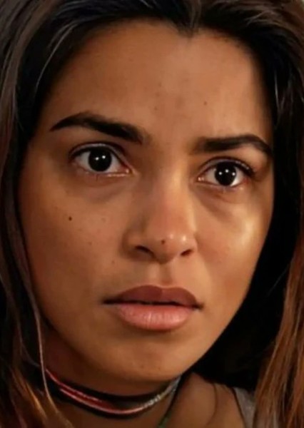 Lucy Alves photo