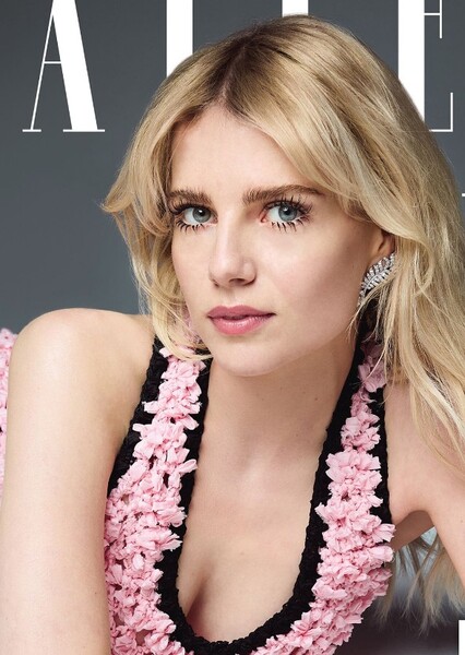 Lucy Boynton photo