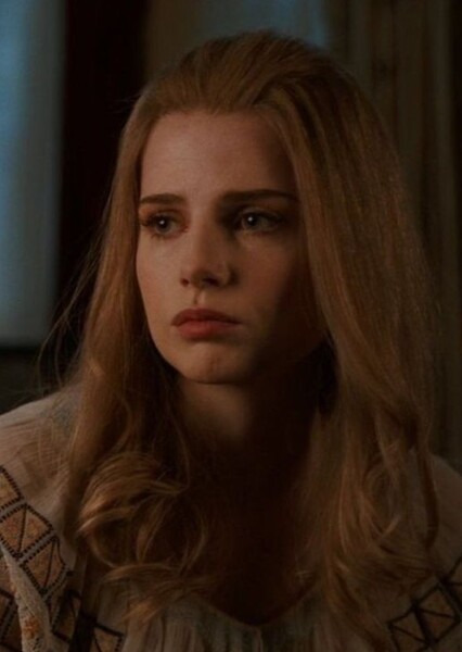Lucy Boynton photo