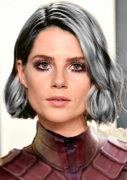 Lucy Boynton photo
