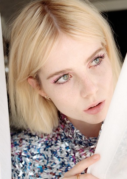 Lucy Boynton photo