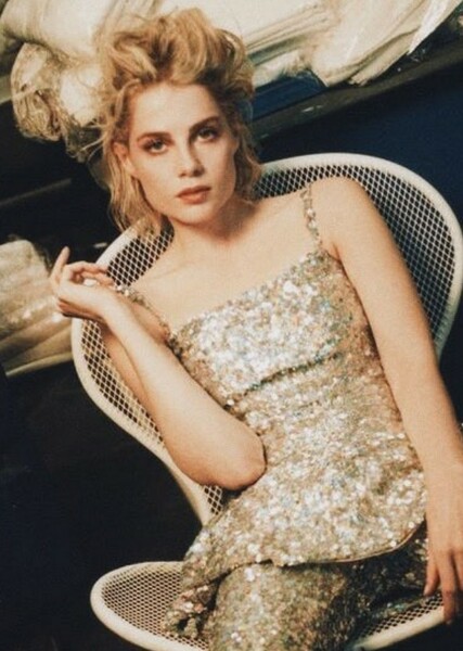 Lucy Boynton photo