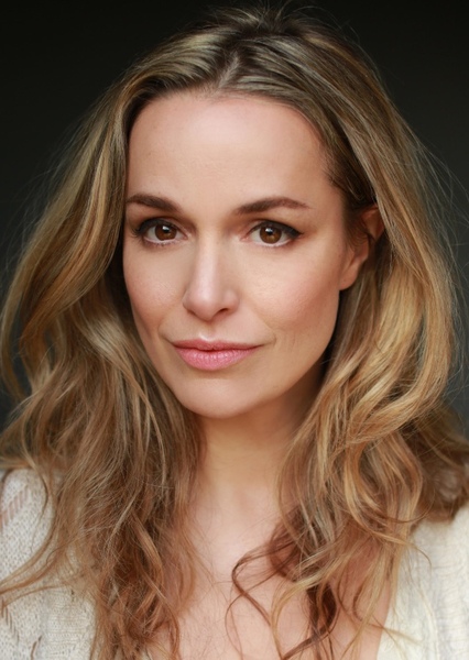 Lucy Brown photo