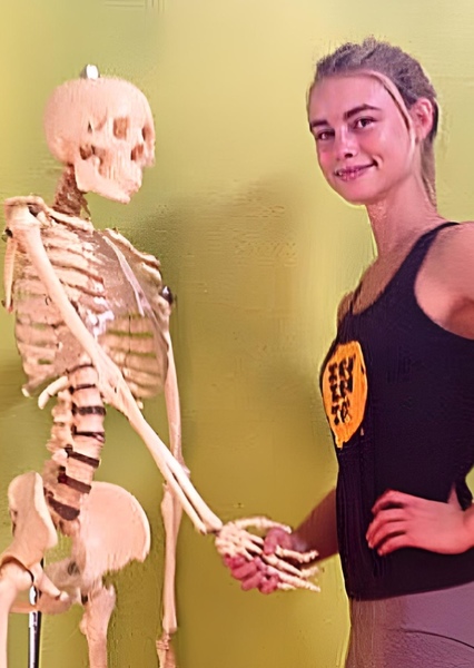 Lucy Fry photo