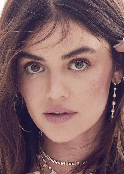 Lucy Hale photo