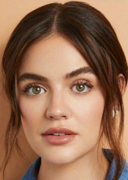 Lucy Hale photo