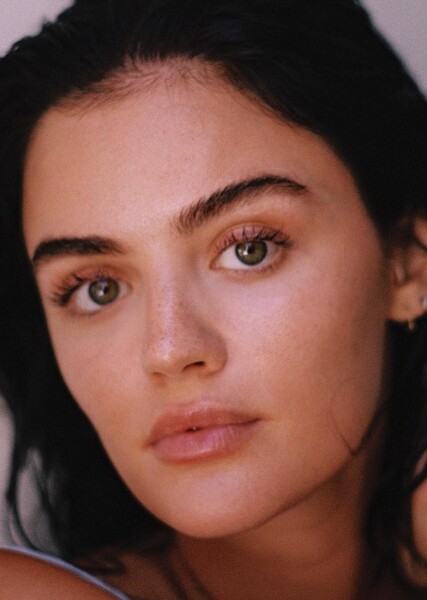 Lucy Hale photo