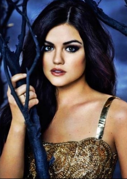 Lucy Hale photo