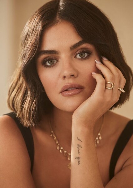 Lucy Hale photo