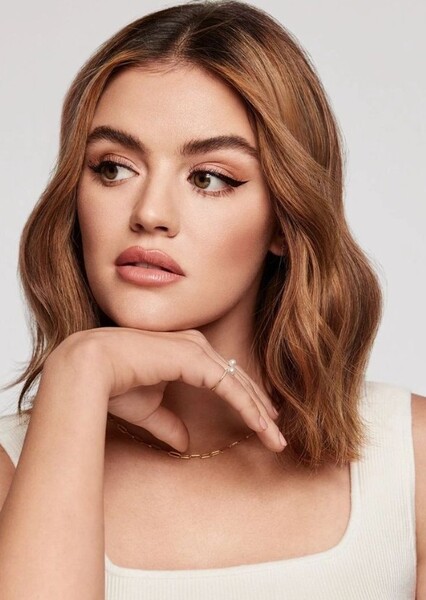 Lucy Hale photo