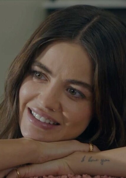 Lucy Hale photo