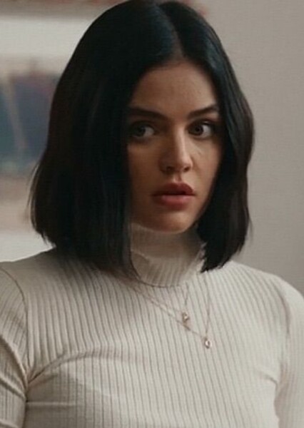 Lucy Hale photo