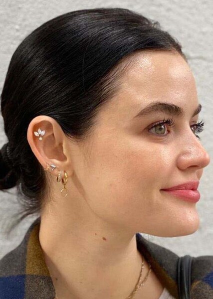 Lucy Hale photo