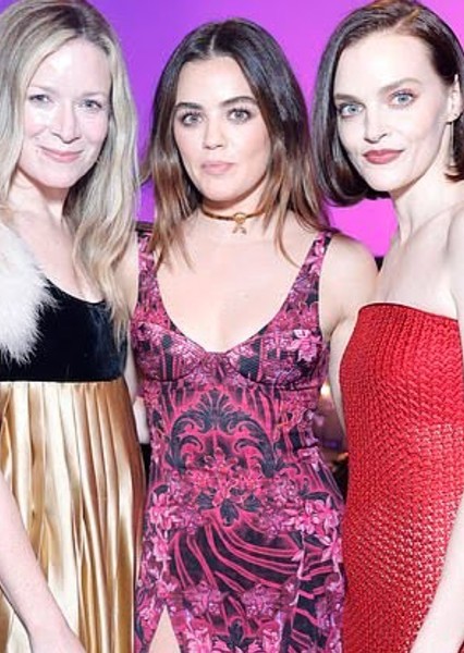 Lucy Hale photo