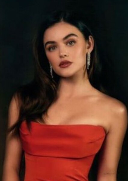 Lucy Hale photo