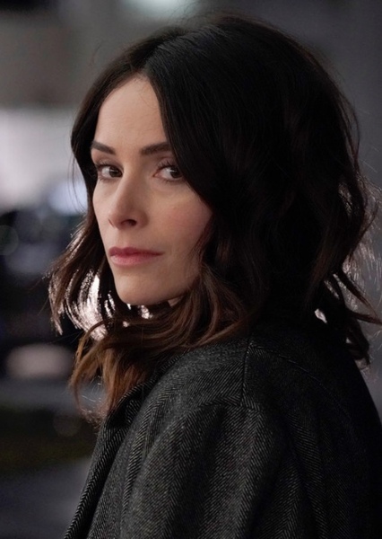 Lucy Preston (Timeless) photo