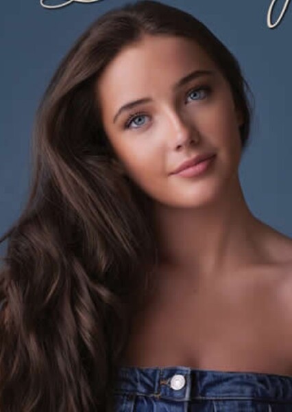 Lucy Thomas photo