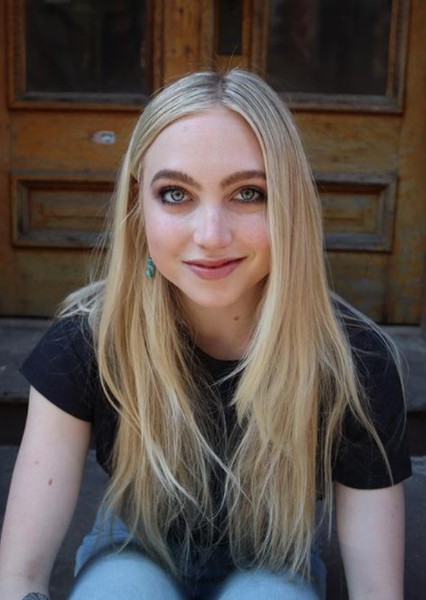 Lucy Vallely photo