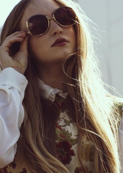 Lucy Vallely photo