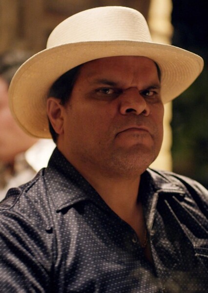 Luis Guzmán photo