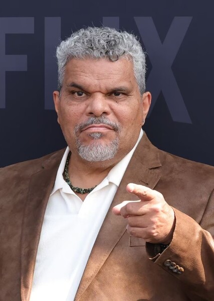 Luis Guzmán photo