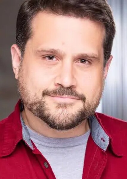 Luis R. Hernandez photo