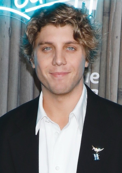 Lukas Gage
