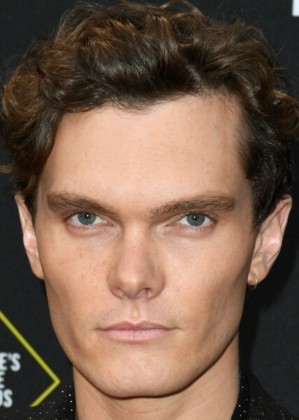 Luke Baines photo