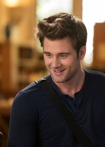 Luke Benward
