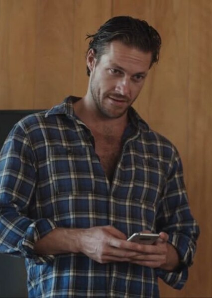Luke Bracey