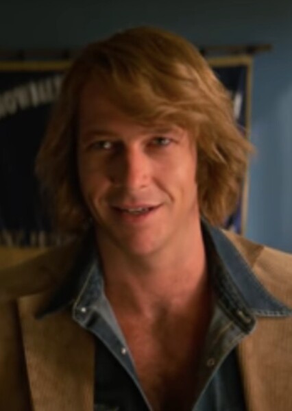 Luke Bracey