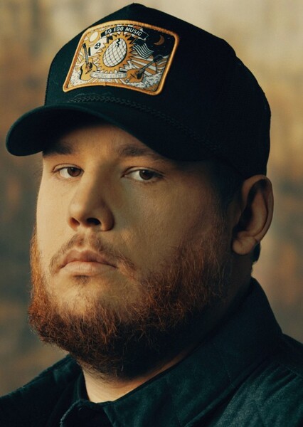 Luke Combs photo