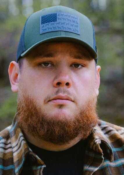 Luke Combs photo