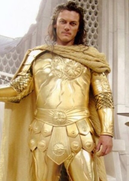 Luke Evans