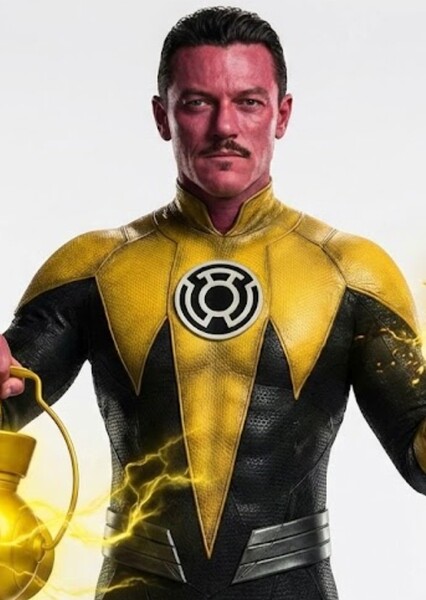 Luke Evans photo
