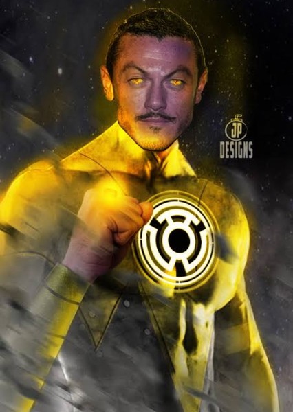 Luke Evans photo