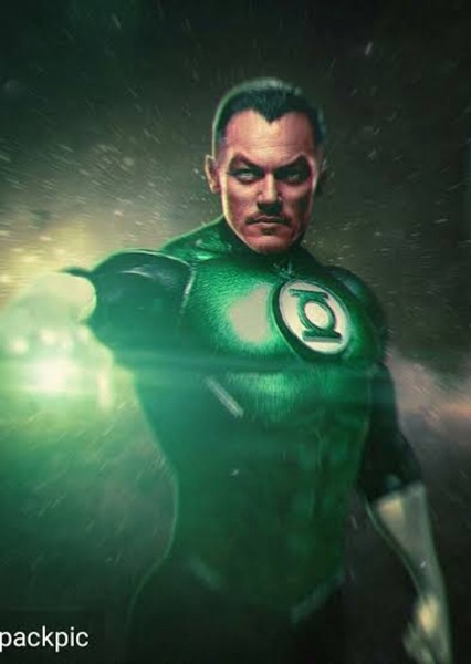 Luke Evans photo