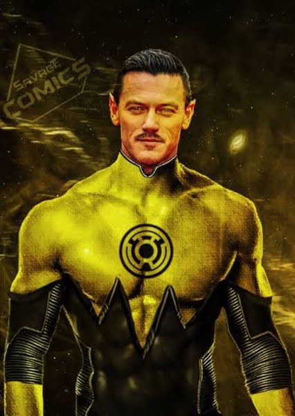 Luke Evans photo