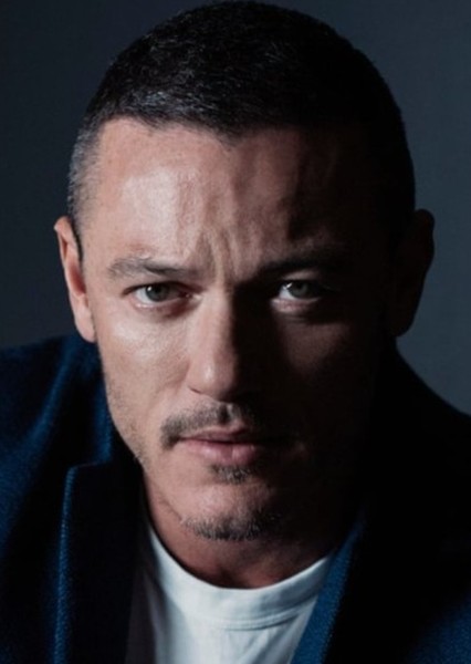 Luke Evans