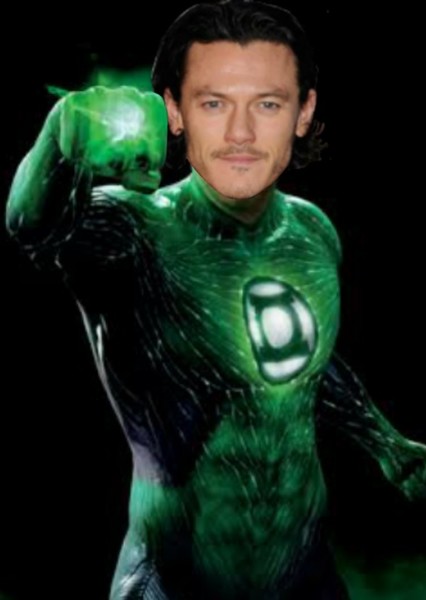 Luke Evans photo