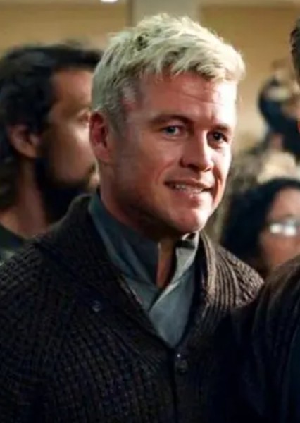 Luke Hemsworth photo