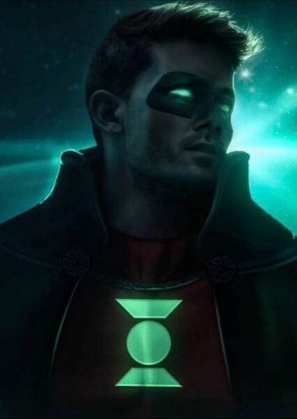 Luke Macfarlane photo