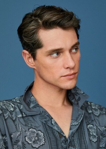 Luke Powell photo